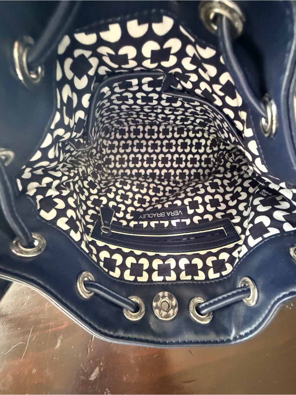 Vera Bradley NWOT Vegan leather Navy
Bucket/crossbody bag w/ 
Silver Hardware - Picture 12 of 13